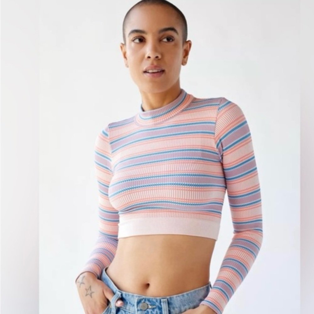 Urban Oufiters top